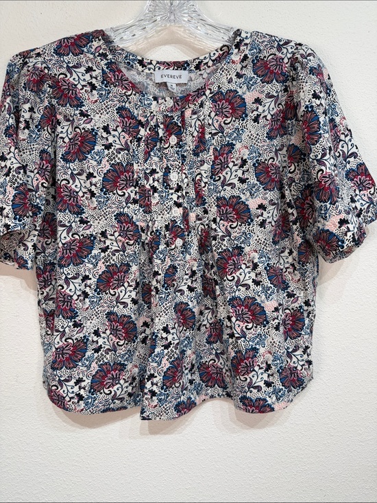 Evereve Tops - Evereve  floral peasant blouse size medium
